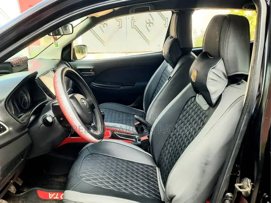 Toyota Starlet 2022 Noir Mat