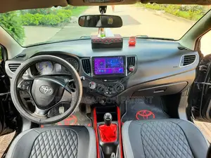 Toyota Starlet 2022 Noir Mat