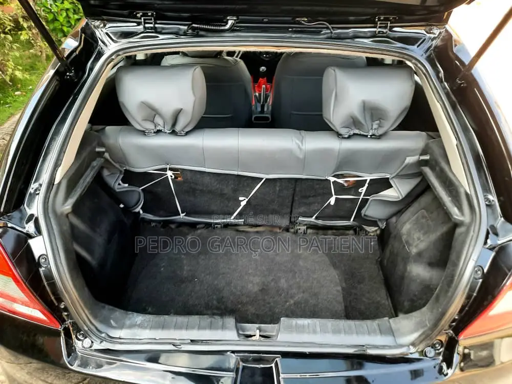 Toyota Starlet 2022 Noir Mat