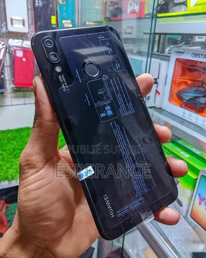 Photo - Huawei Nova 3i 128 GB Black