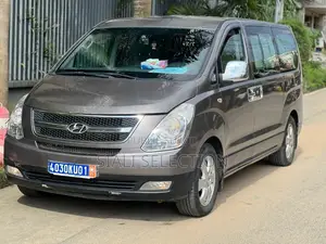 Photo - Hyundai Starex 2014 Marron