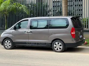 Hyundai Starex 2014 Marron