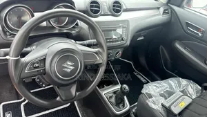 Suzuki Swift Sport 2023 Rouge