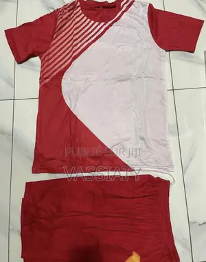 Photo - Maillot De Sport Tout Catégorie