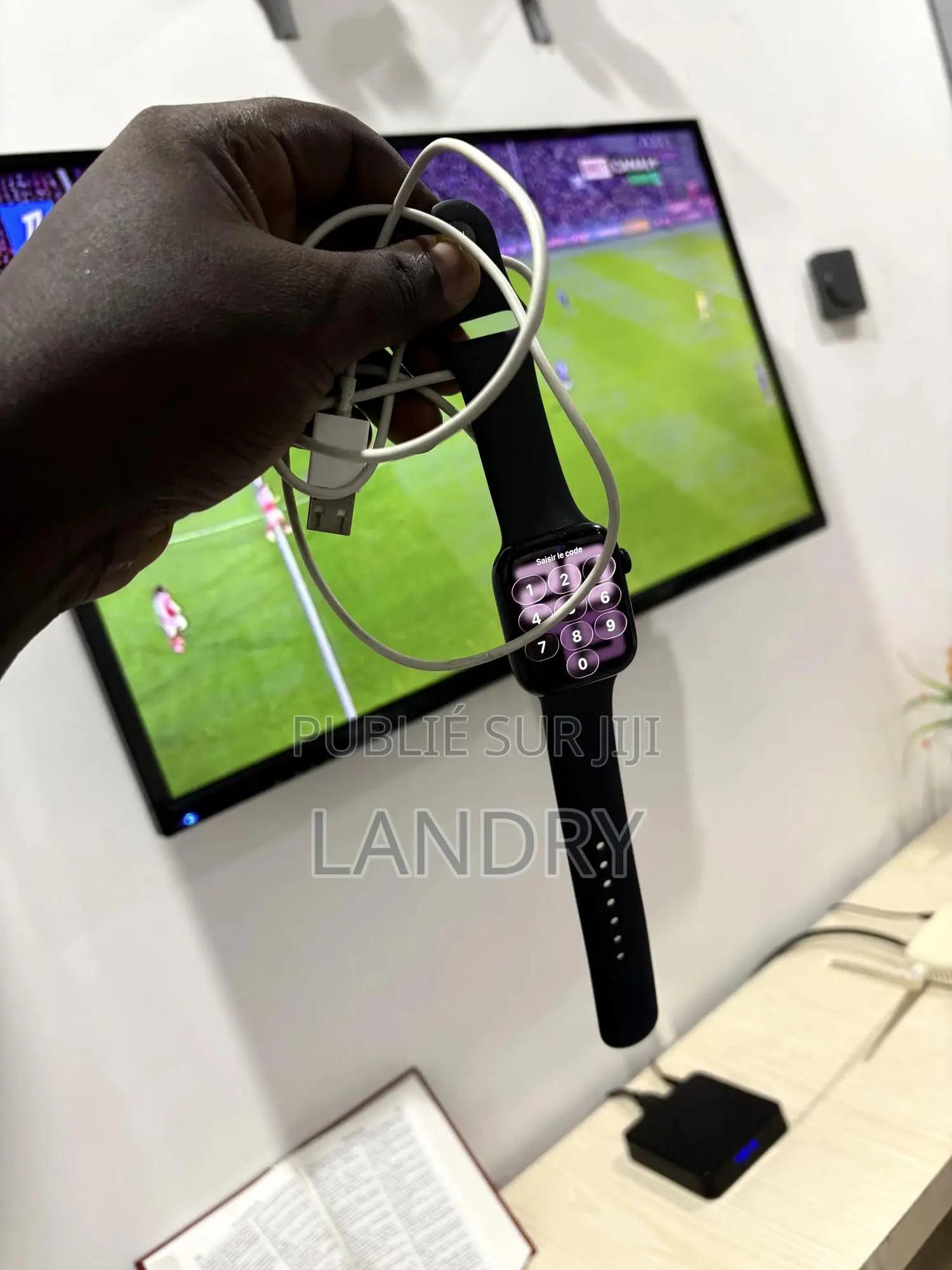 Montre Apple Série 7, 45 Millimètre