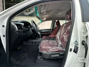 Toyota Hilux 2025 Blanc