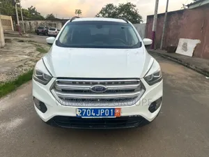 Photo - Ford Escape 2018 Blanc