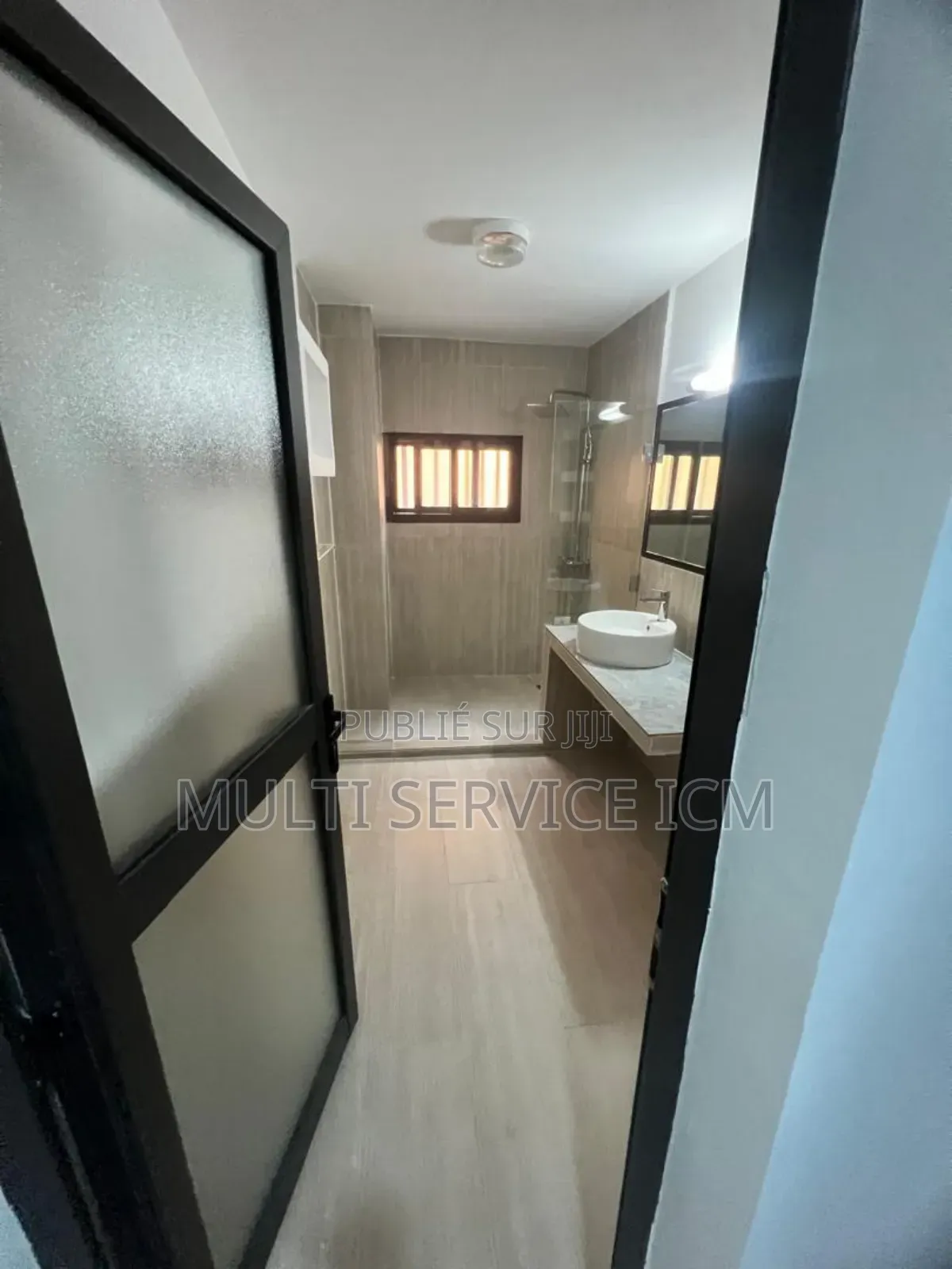 3chbre Duplex dans Ismaël Coulibaly, Cocody à Vendre