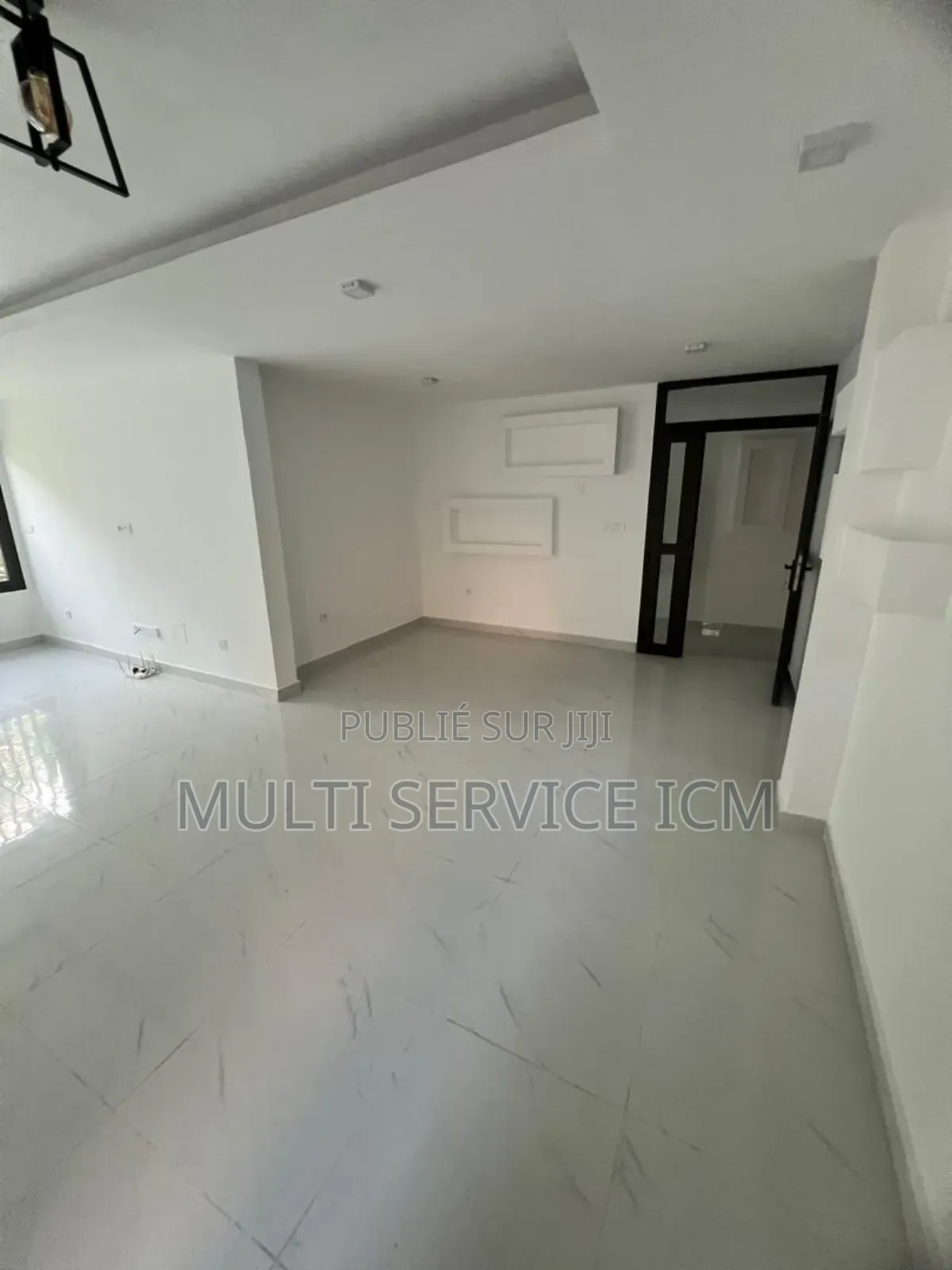 3chbre Duplex dans Ismaël Coulibaly, Cocody à Vendre