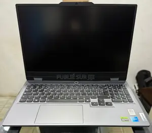 Ordinateur Portable Lenovo LOQ 15ARP9 24GB Intel Core I5 SSD 512GB