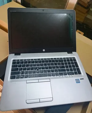 Photo - New Ordinateur Portable HP EliteBook 850 G4 8GB Intel Core I5 SSD 256GB