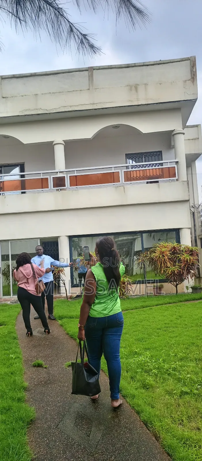 6chbre Duplex dans Cocody à Vendre