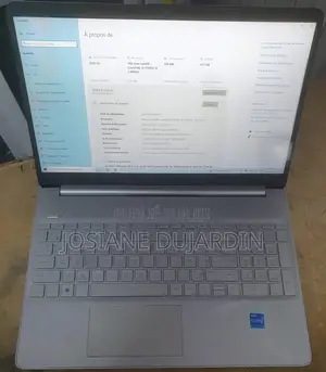 Disponible en Ce Moment