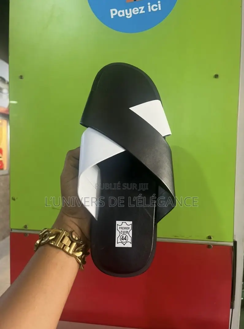 Sandales De Qualité