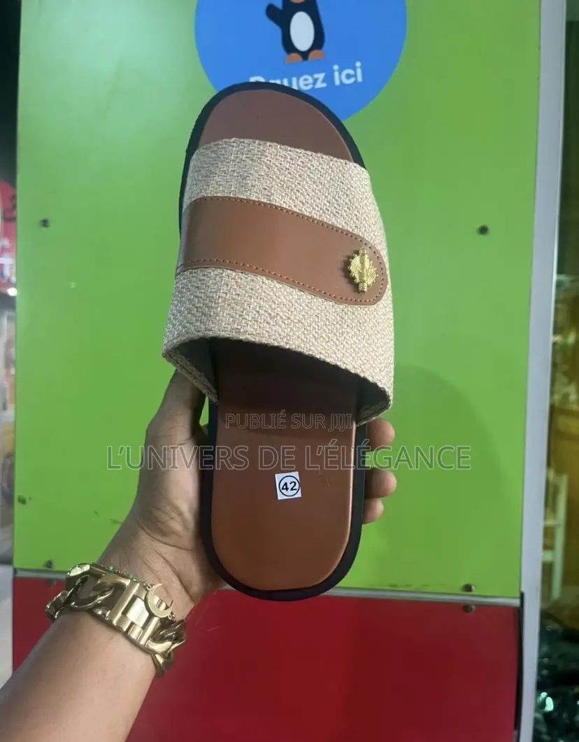 Sandales De Qualité