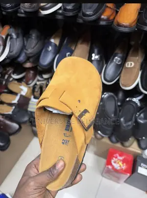 Photo - Sandales De Qualité