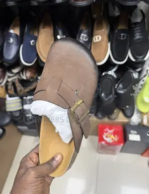 Sandales De Qualité