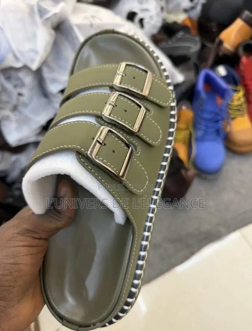 Sandales De Qualité