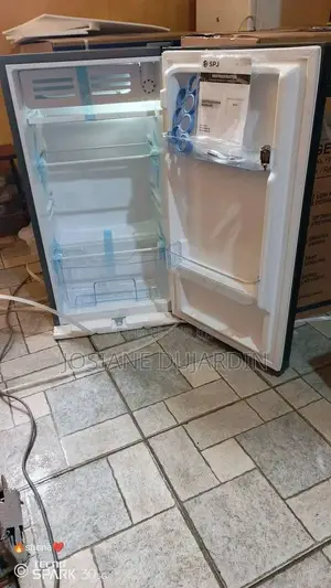 Disponible en Ce Moment Ça C'est Mon Numéro Si Vous Voulez M'appeler.