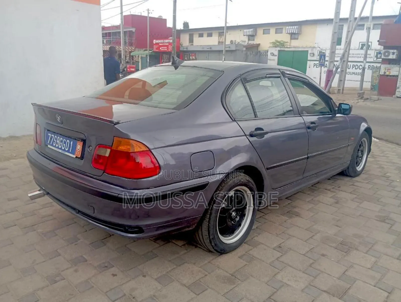BMW 3 Series 2002 Gris