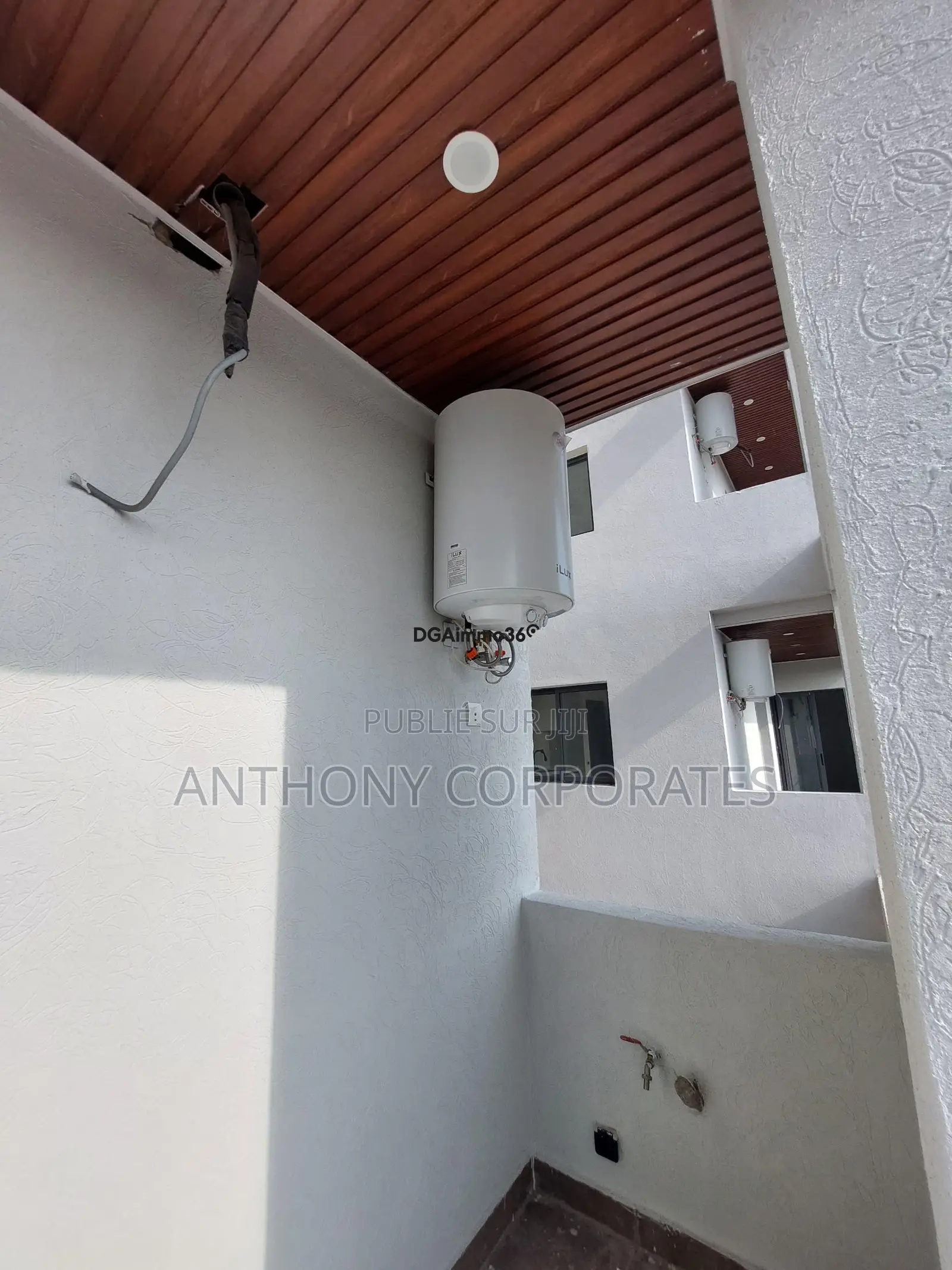 2chbre Appartement dans Anthony, Cocody à Louer