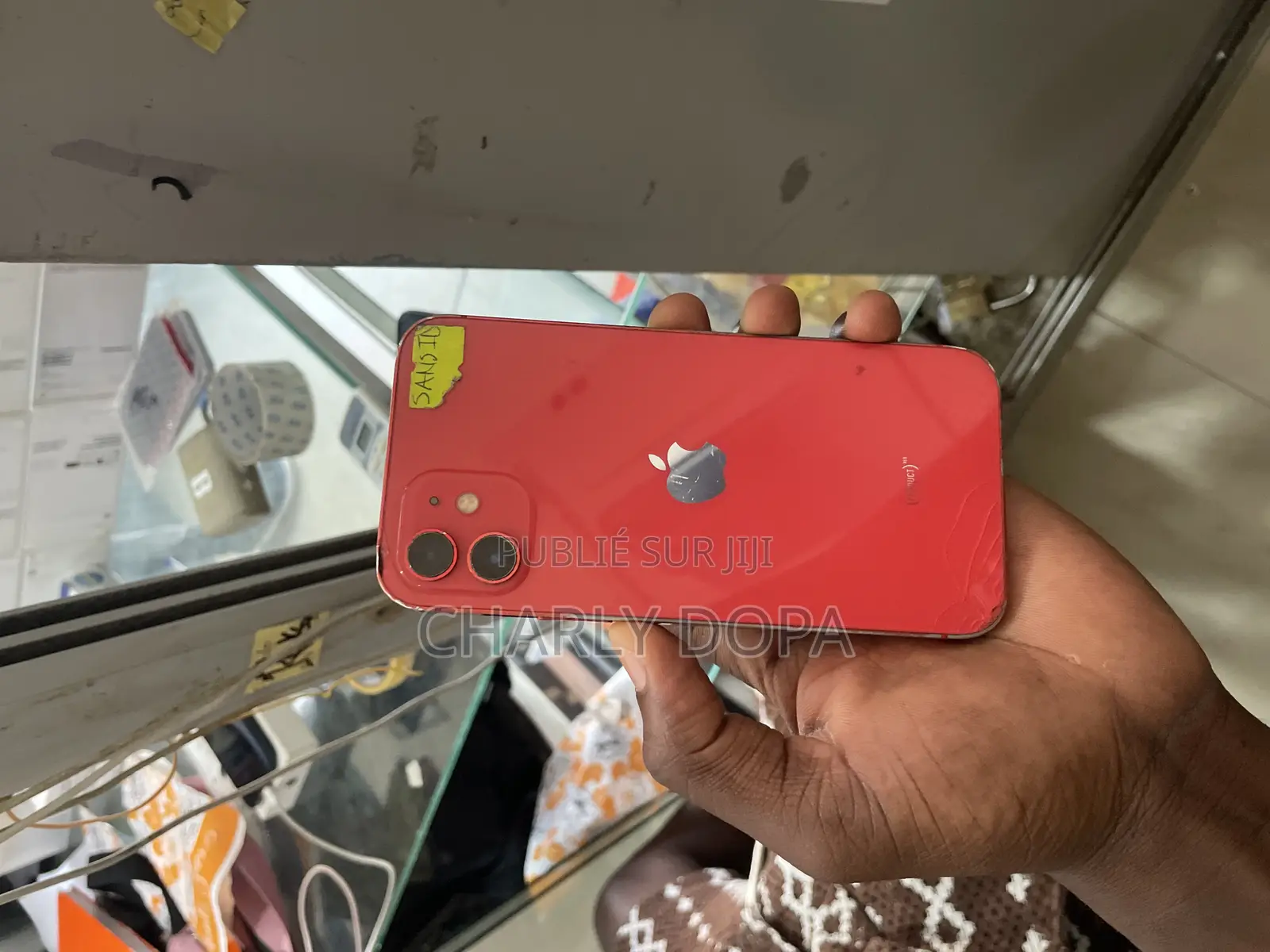 Apple iPhone 12 64 GB Rouge