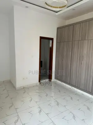 4chbre Duplex dans Cocody à Louer