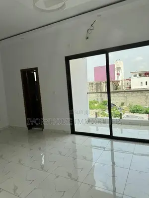 4chbre Duplex dans Cocody à Louer