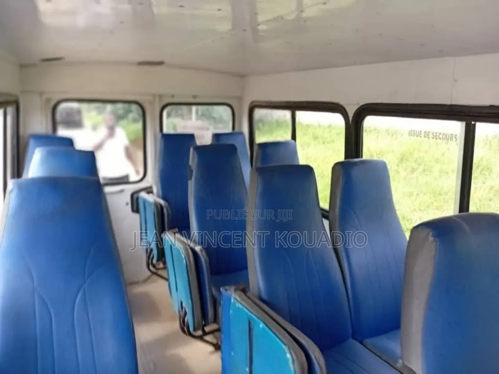 Isuzu AVR 2007 Blanc