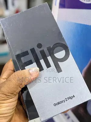 New Samsung Galaxy Z Flip4 256 GB Blue
