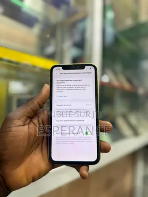 Apple iPhone 11 64 GB Jaune