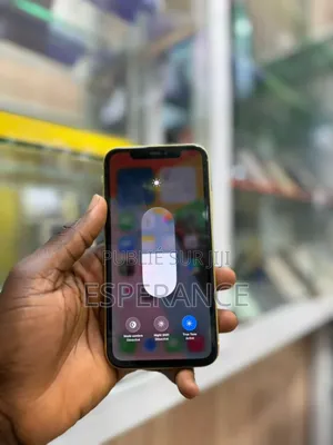 Apple iPhone 11 64 GB Jaune