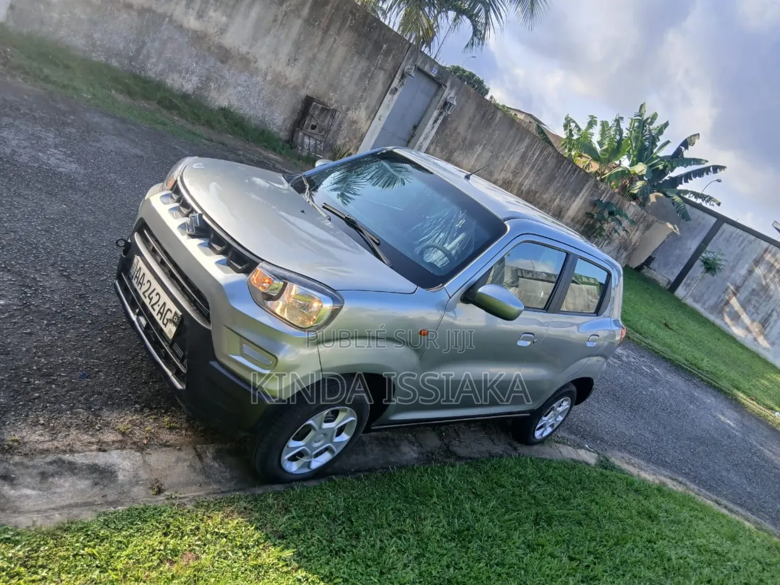 Suzuki S-Presso 2023 Gris