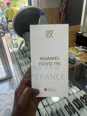 Photo - New Huawei Nova Y90 128 GB Black