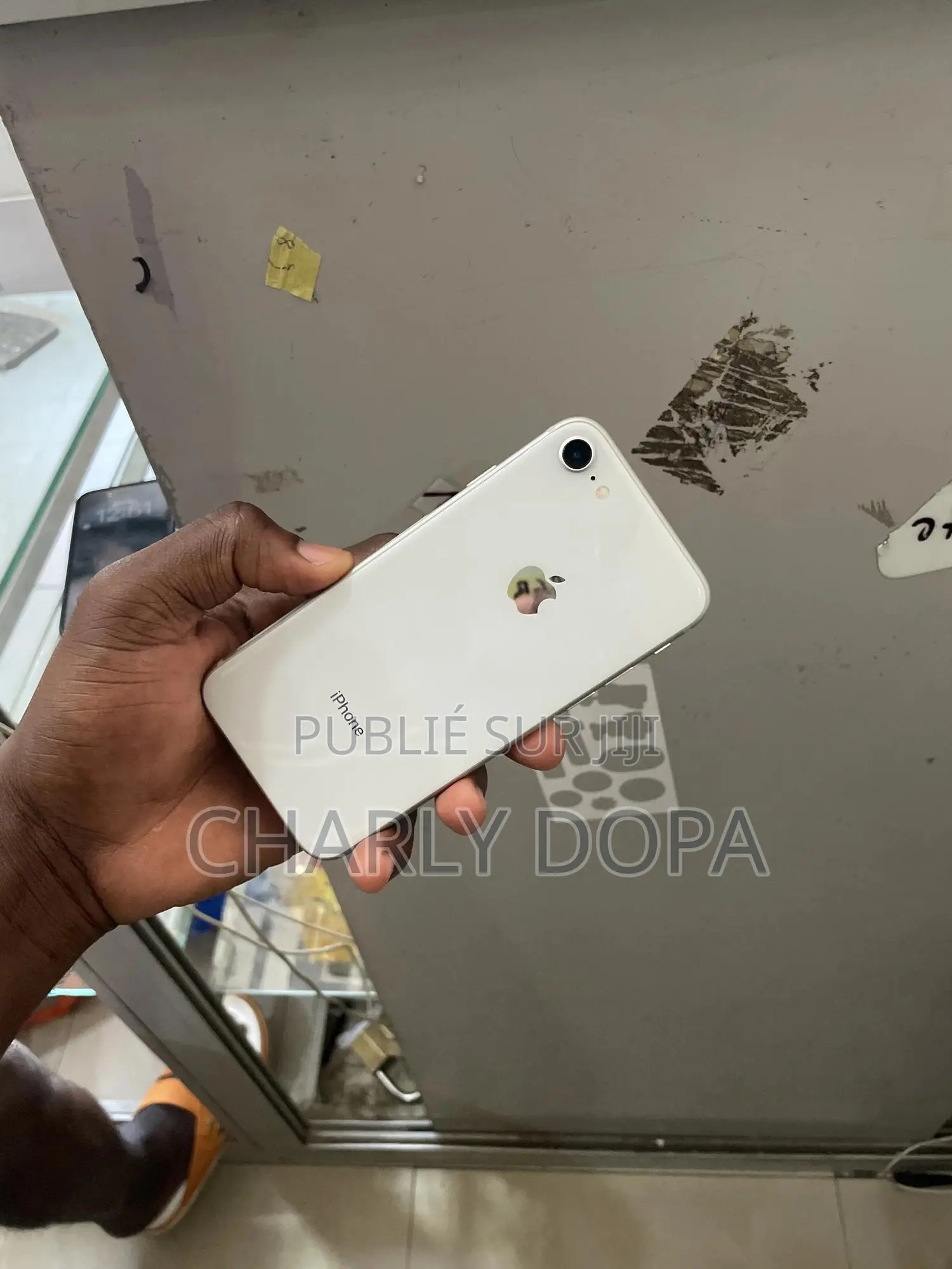 Apple iPhone 8 64 GB Blanc