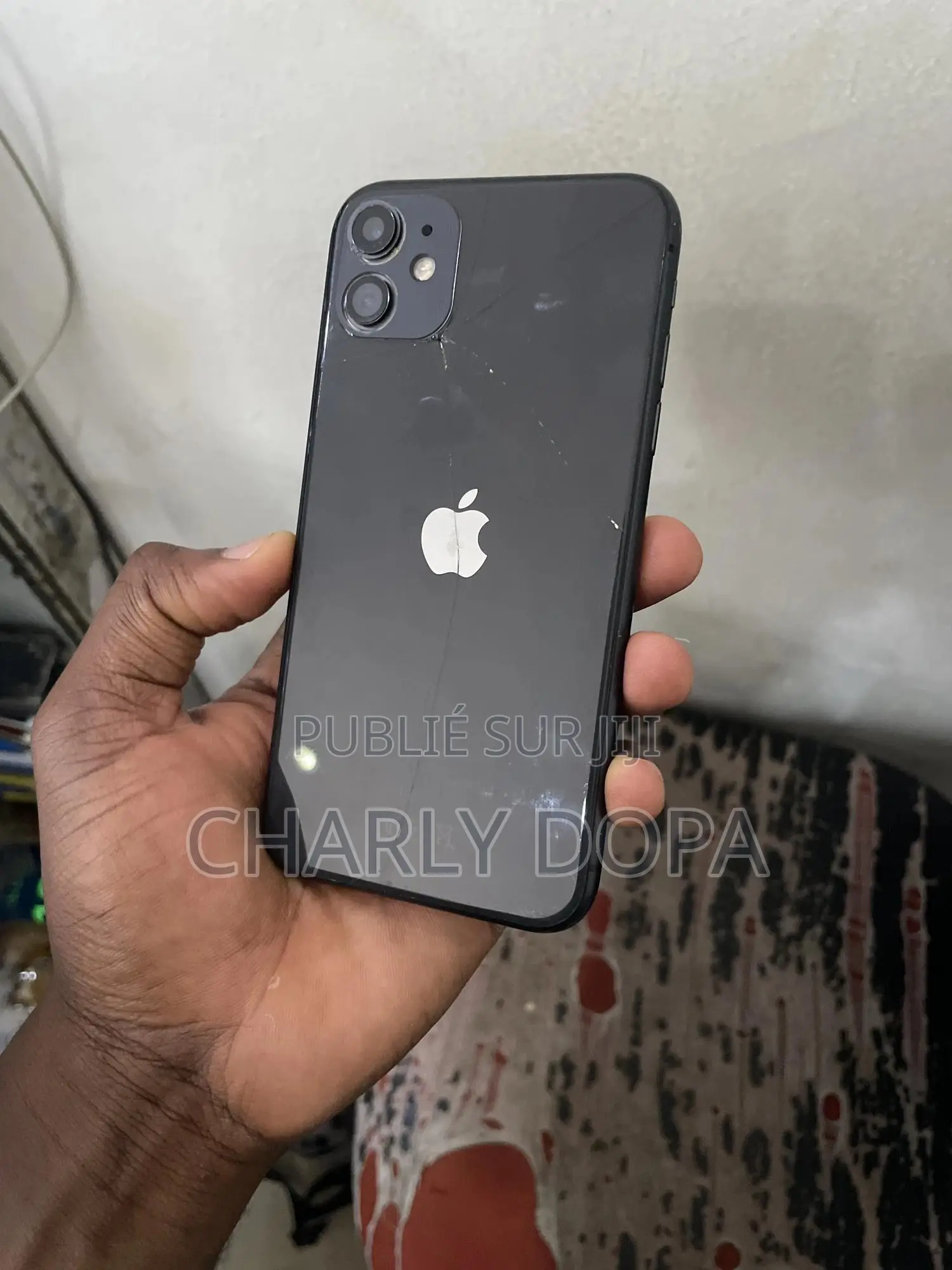 Apple iPhone 11 64 GB Black