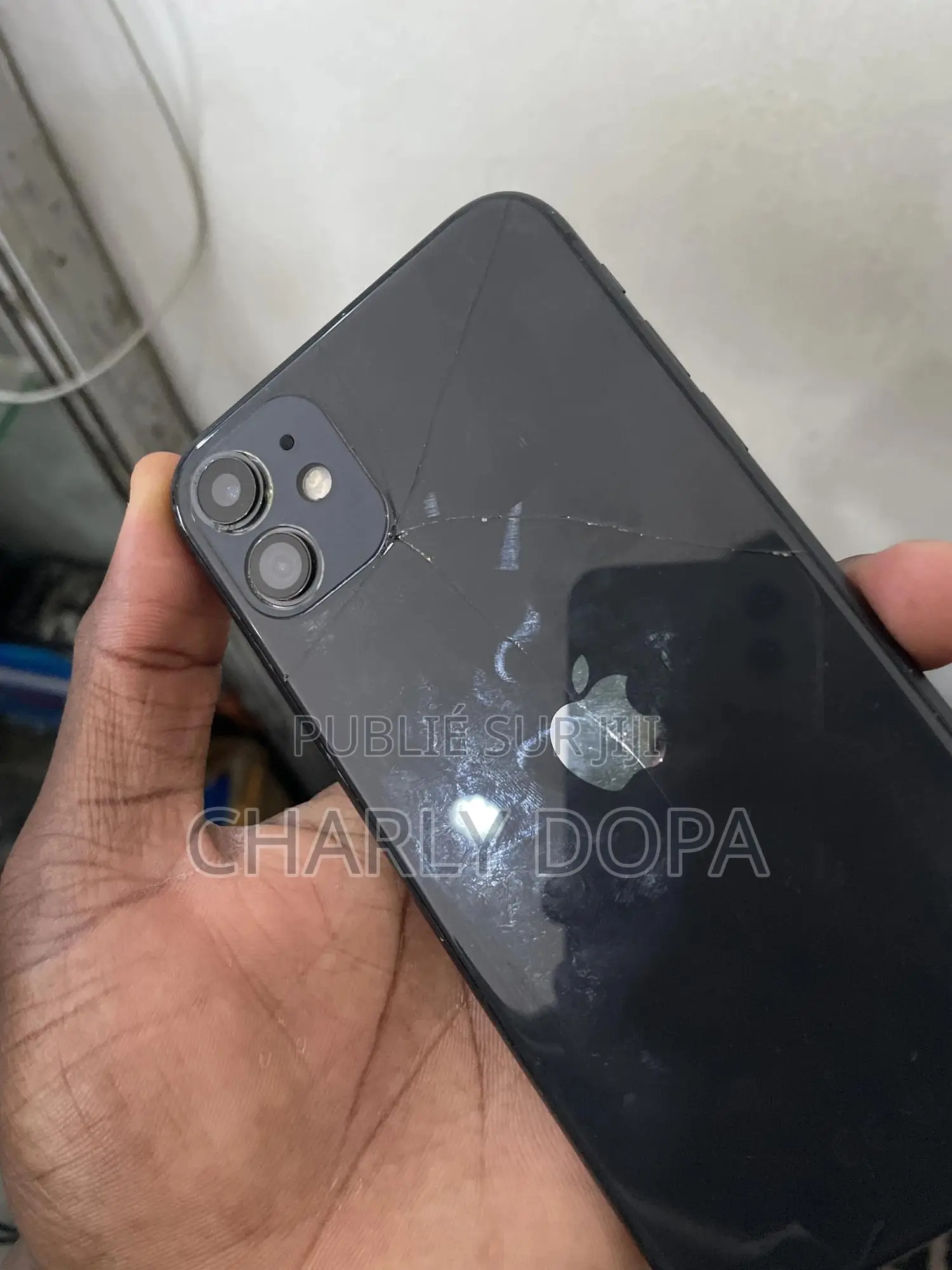 Apple iPhone 11 64 GB Black