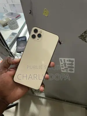 Apple iPhone 11 Pro Max 64 GB Doré