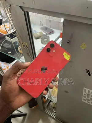 Apple iPhone 12 64 GB Rouge