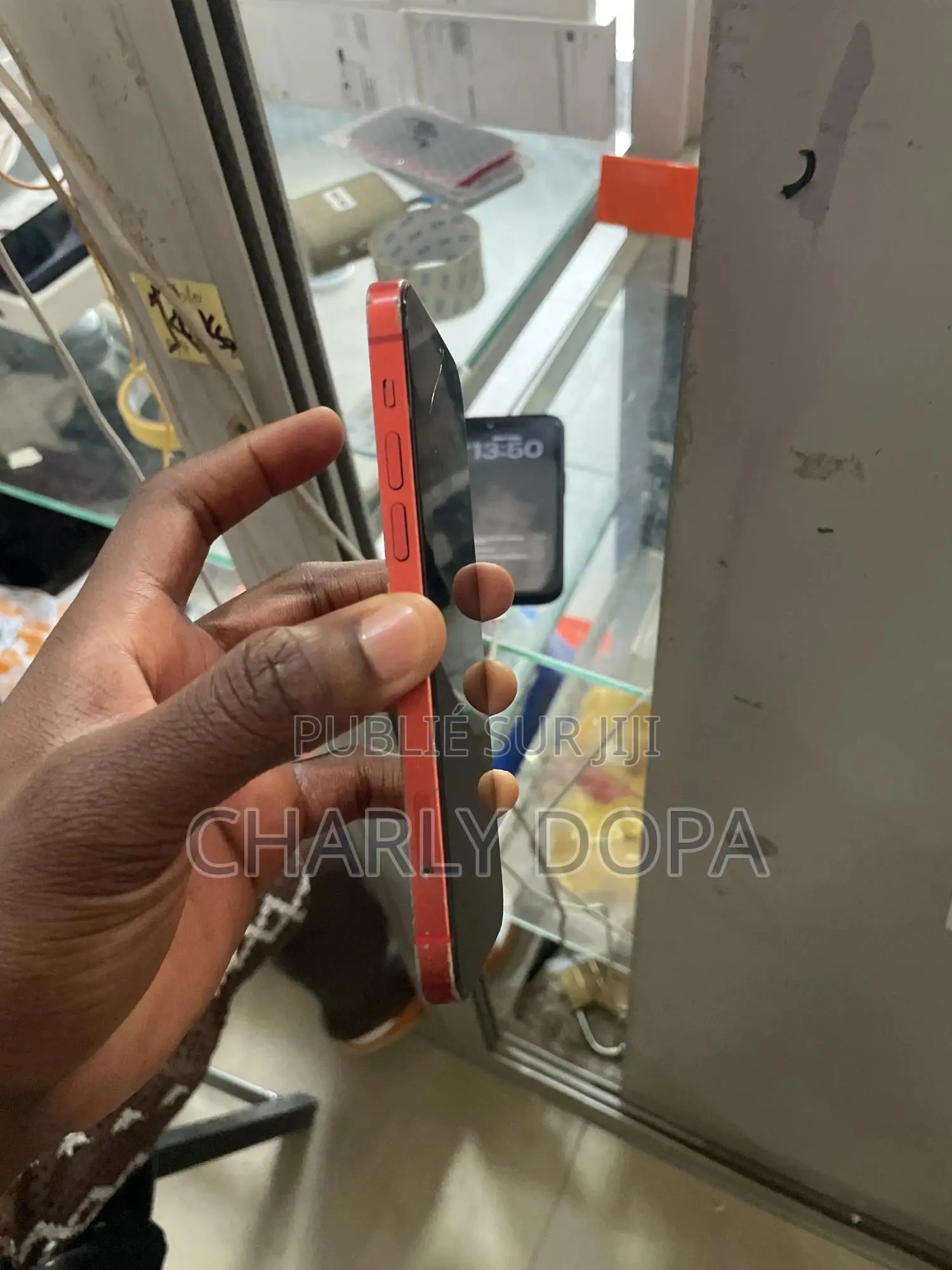 Apple iPhone 12 64 GB Rouge