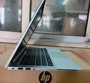 New Ordinateur Portable HP EliteBook 830 G7 8GB Intel Core I5 SSD 256GB
