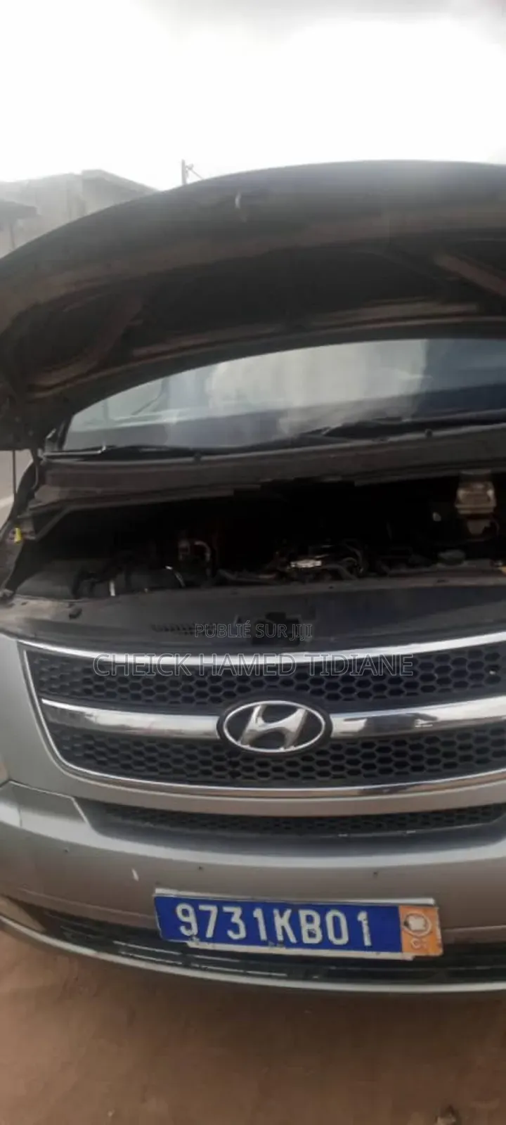 Hyundai H1 2013 Gris