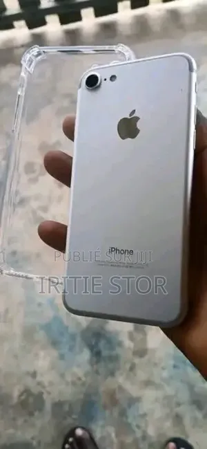 Photo - Apple iPhone 7 128 GB Blanc