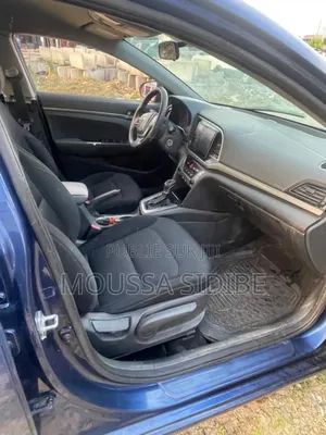 Hyundai Elantra ECO Sedan FWD (1.4L 4cyl 7A) 2017 Blue