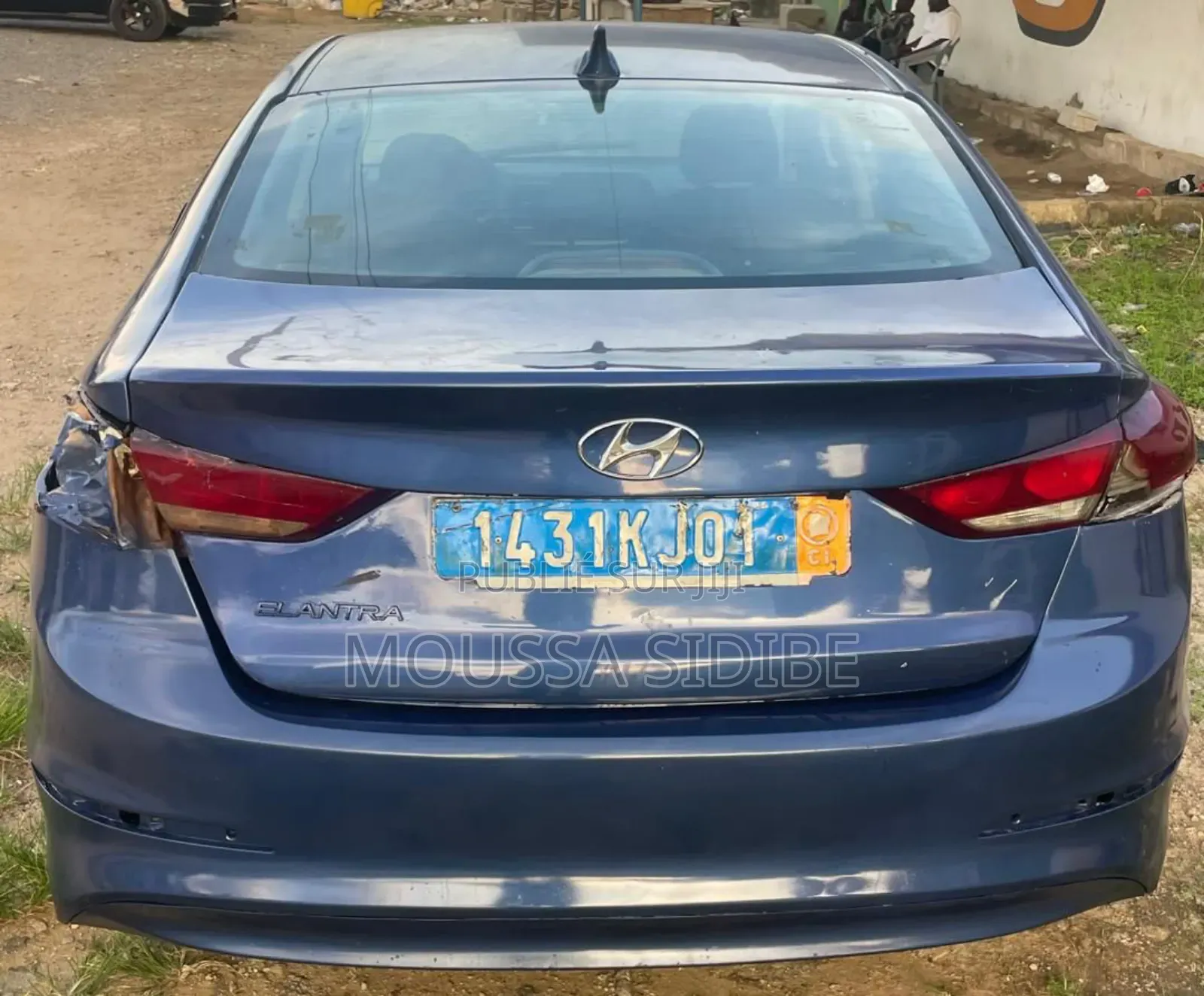 Hyundai Elantra ECO Sedan FWD (1.4L 4cyl 7A) 2017 Blue