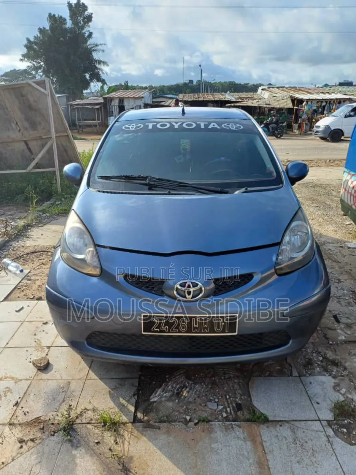 Toyota Aygo 1.0 3-Door 2011 Blue