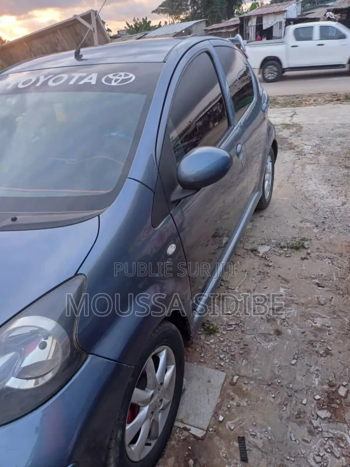 Toyota Aygo 1.0 3-Door 2011 Blue