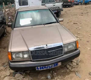 Mercedes-Benz 190 2002 Marron