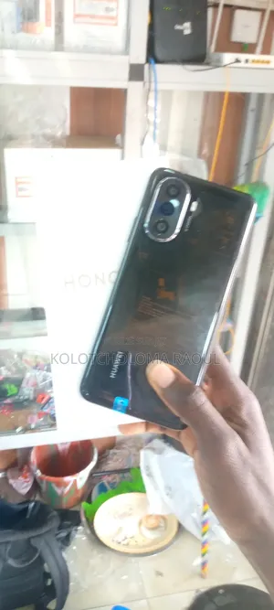 New Huawei Nova Y70 128 GB Black