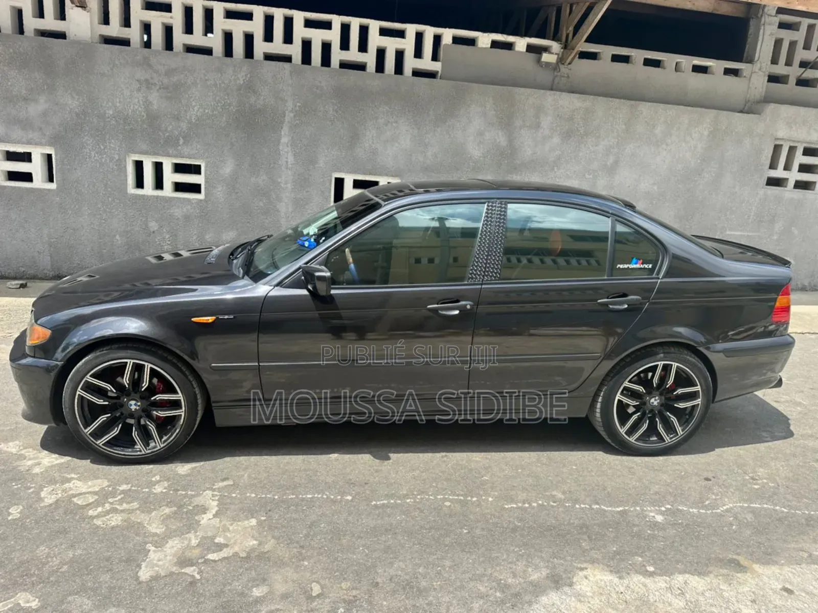 BMW 3 Series 316i RWD 2004 Black